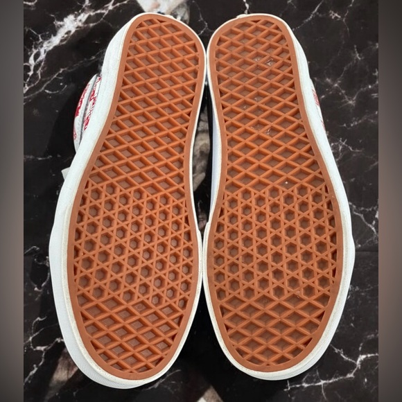 Vans Old Skool Checkerboard Black/Red/White Colorway Women Size 7.5 Men Size 6.0 - Picture 9 of 11